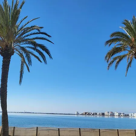 2079 Rocmar 1 5-c, Excelente Situacion Frente Al Puerto Pesquero Y Con Vista A La Bahia. Ultima Planta Del Edificio. Gran Terraza. Gran Parking Publico Delante. - Es-258-56 Apartamento *