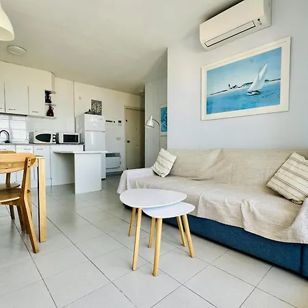 2079 Rocmar 1 5-c, Excelente Situacion Frente Al Puerto Pesquero Y Con Vista A La Bahia. Ultima Planta Del Edificio. Gran Terraza. Gran Parking Publico Delante. - Es-258-56 רוזס